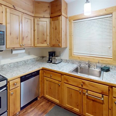 Forest View Cabin Уест Йелоустоун Екстериор снимка