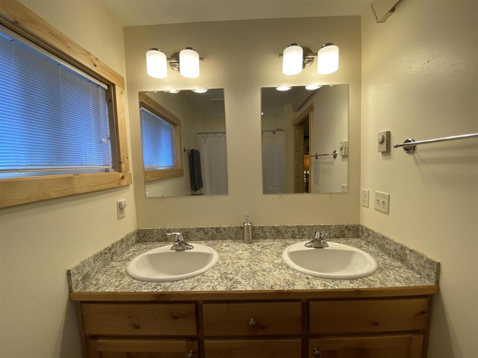Forest View Cabin Уест Йелоустоун Екстериор снимка